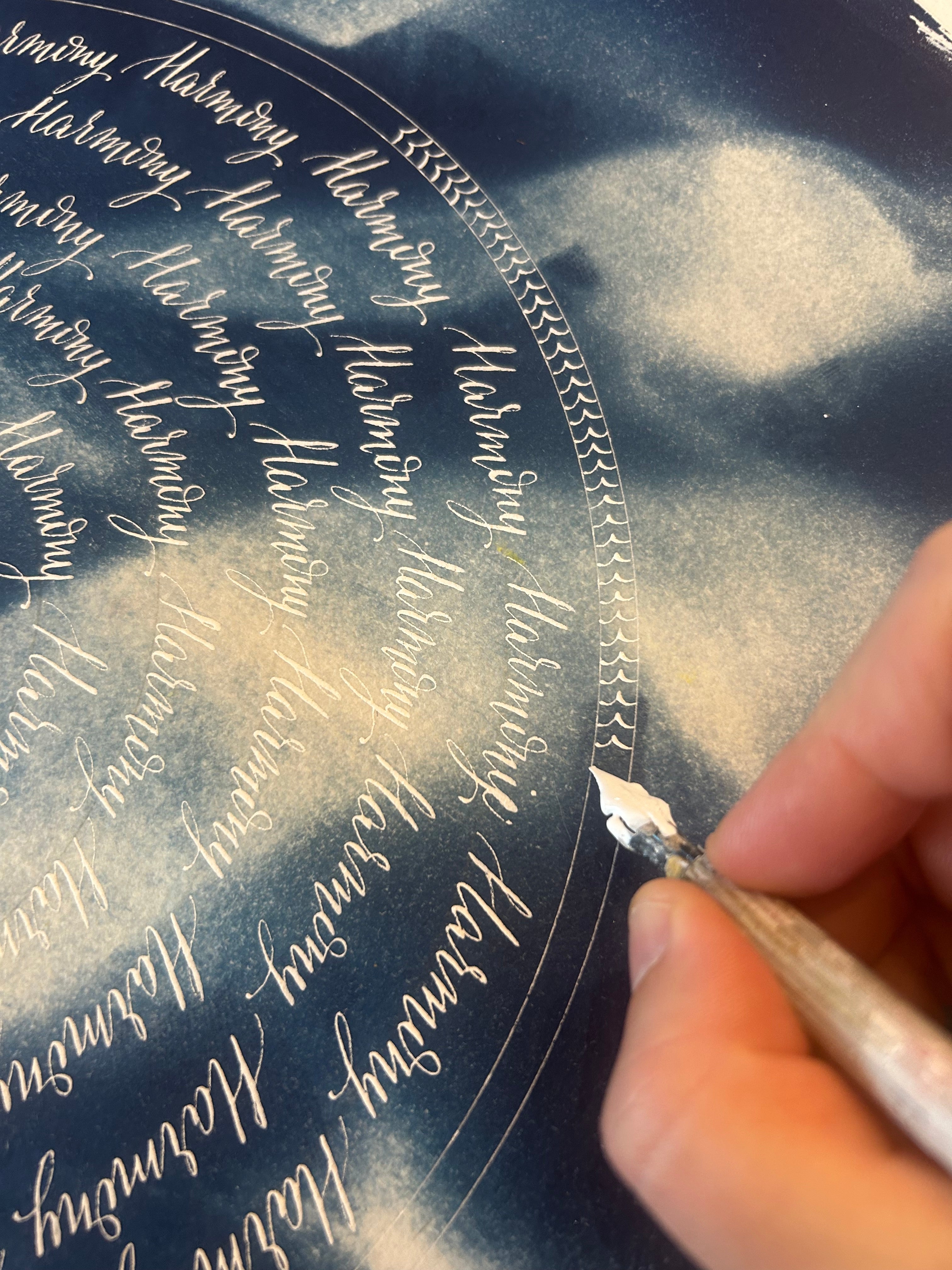 Œuvre d'art originale Harmony – Cyanotype et calligraphie à l'encre